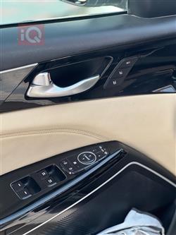 Kia Cadenza